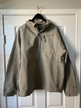 Columbia Men's Ascender Softshell Jacket